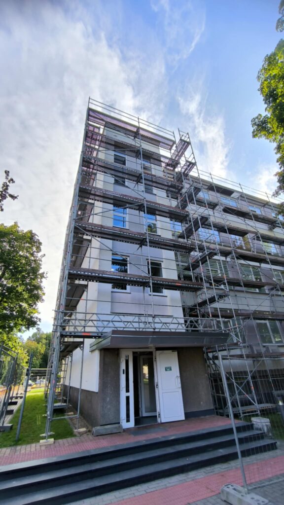 Fasadiniai pastoliai Jonavos savivaldybė