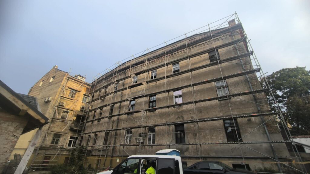 Fasadiniai pastoliai Geležinkelio 3 1