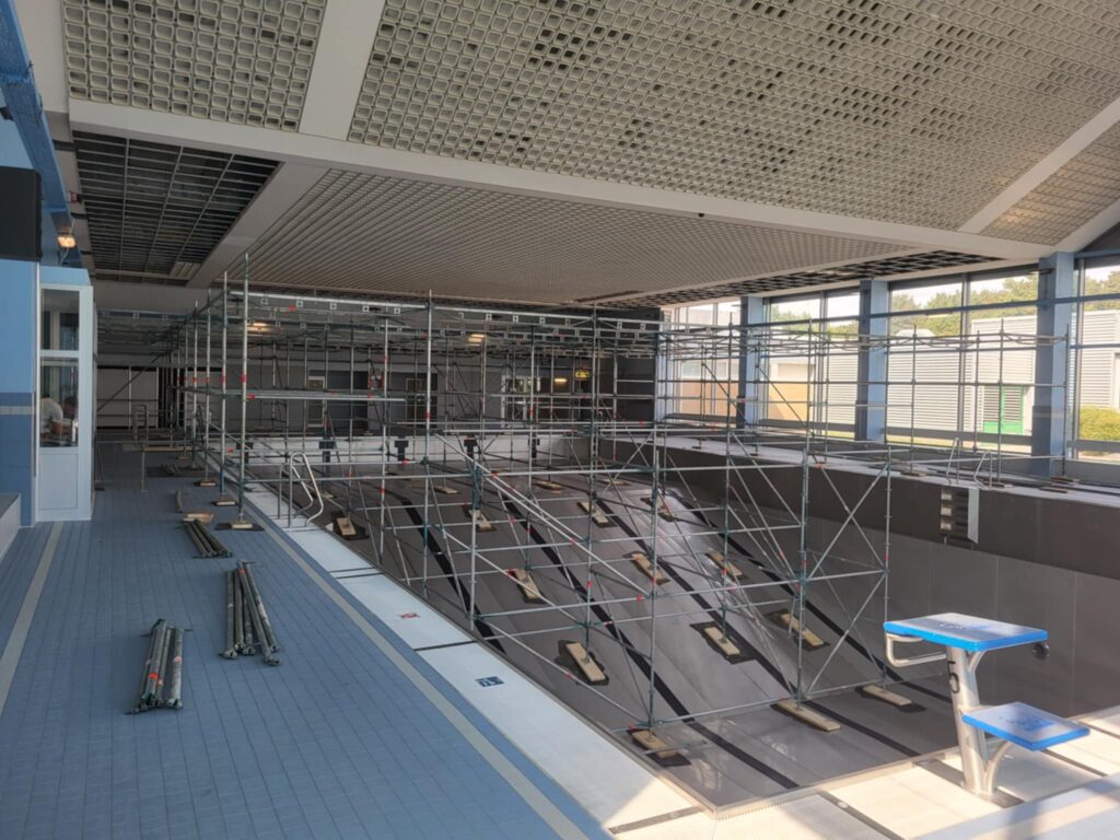 Moduliniai pastoliai baseinas